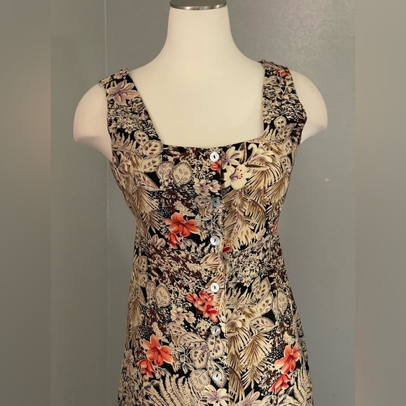 Floral Print Sleeveless Maxi Dress - Picture 2 of 4